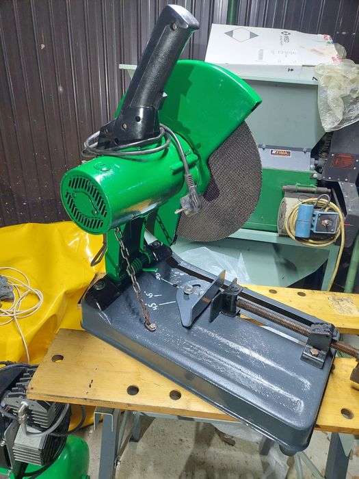 Circular debitat metal Mannesmann