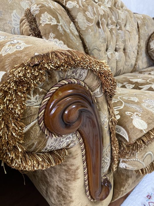 Продаю диван «Потютьков»