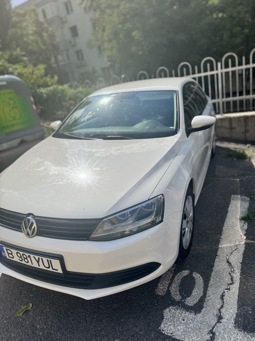 Vand Volkswagen Jetta 1.2 benzina