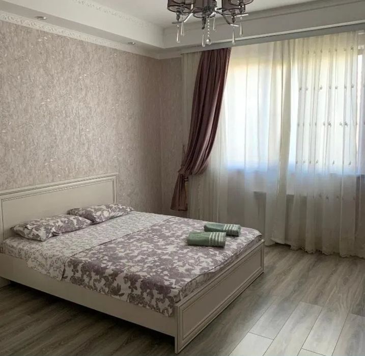 2-х комнатные в центре. Абая. Посуточно