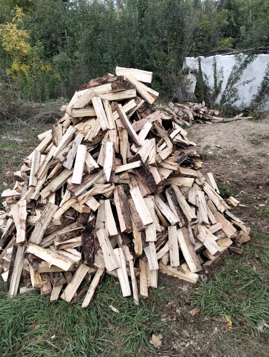 Продам очень сухие дрова в мешках.