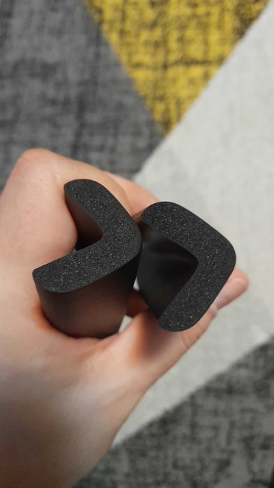 Protectie colt din spuma de cauciuc - 20 m