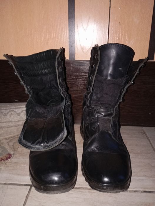 Срочно продам берцы