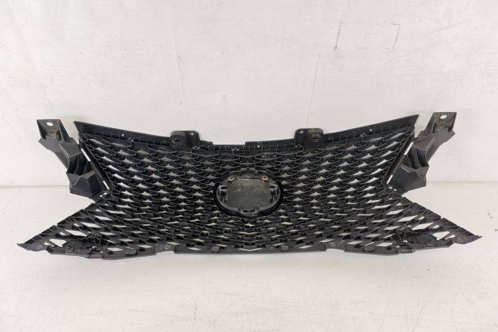 Grila Centrala Originala In Stare Buna Cu Emblema Lexus RX 4 2015 2016