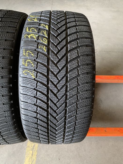Anvelope iarna 255/35/21 Bridgestone Blizzak LM005 255 35 21 R21