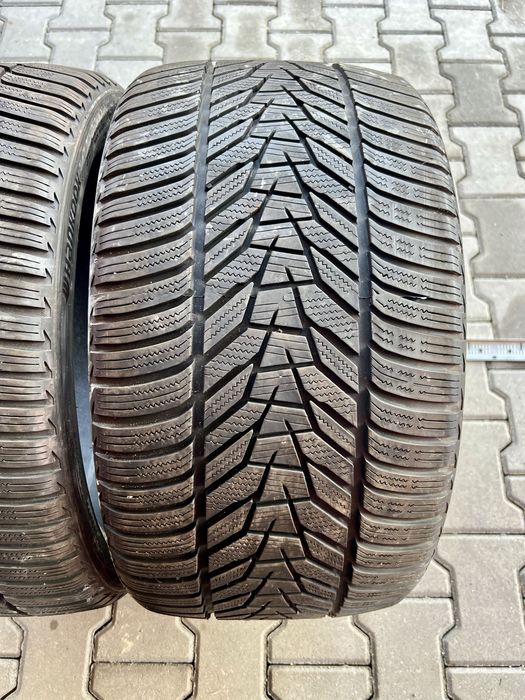 2 броя Зимни Гуми 285/30/19 HANKOOK ДОТ: 1723