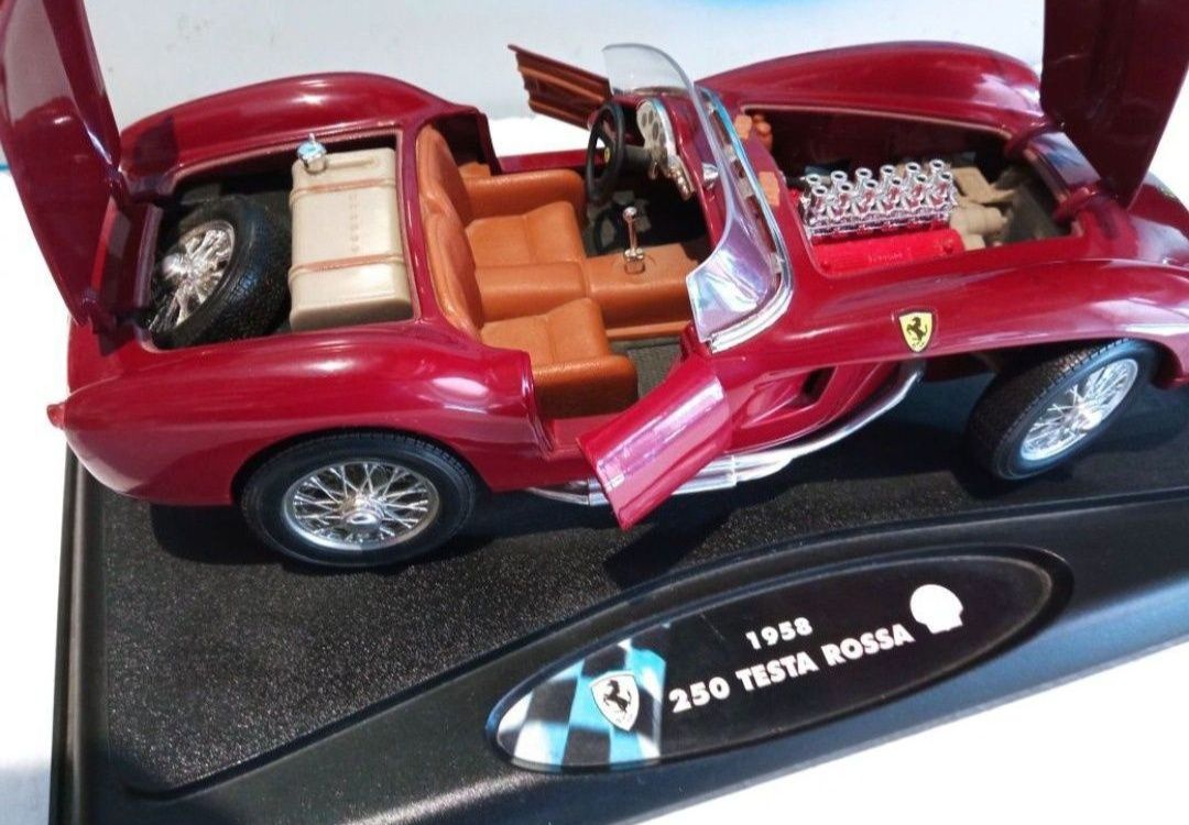 Ferrari 250 testa rossa 1957 macheta 1:18
Scara 1:18
Colecția Shell

P