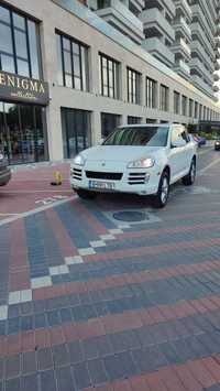 Porsche cayenne facelifit 2009