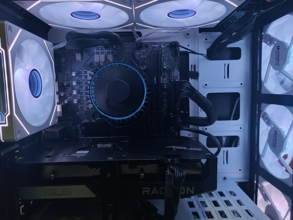 Calculator Gaming Vand sau Schimb.