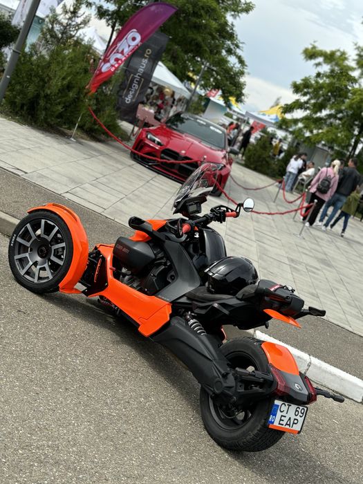 Can-am riker 900