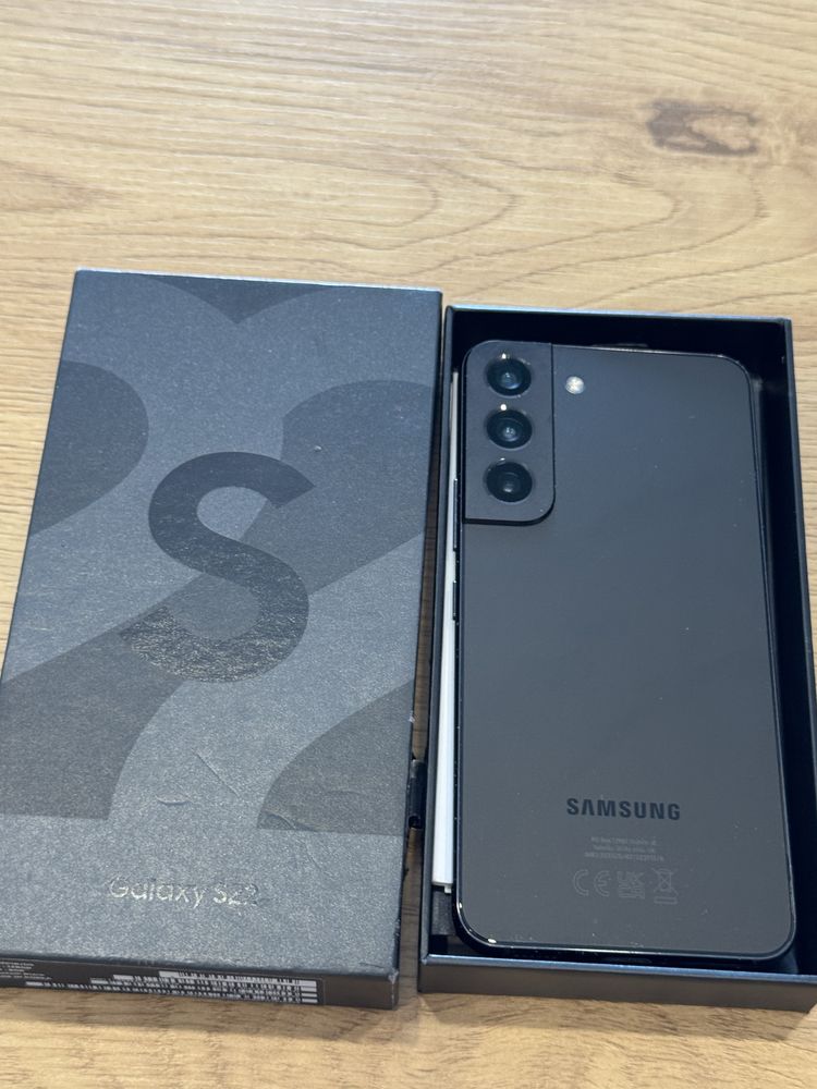 Samsung Galaxy S22