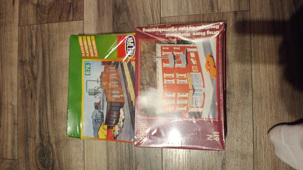 Diorama trenulet scara N construcții locomotiva