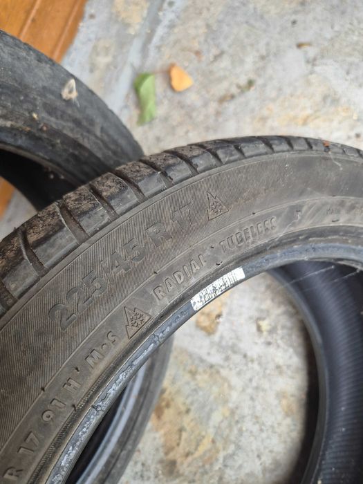 Гуми Континентал 225/45/17