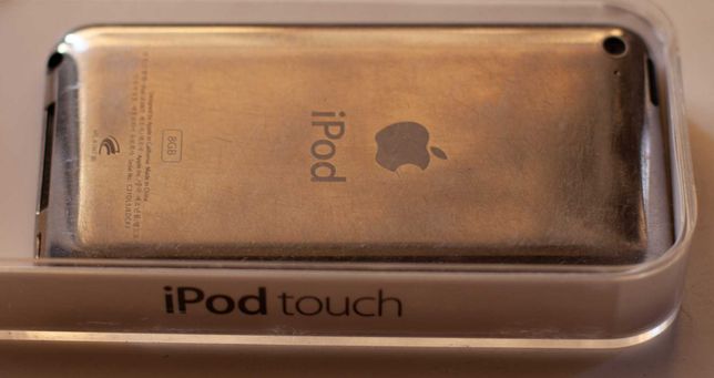 iPod touch (4th generation)