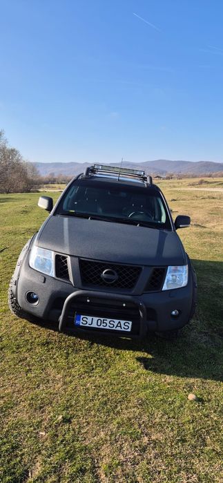 Vând sau schimb Nissan Navara D40