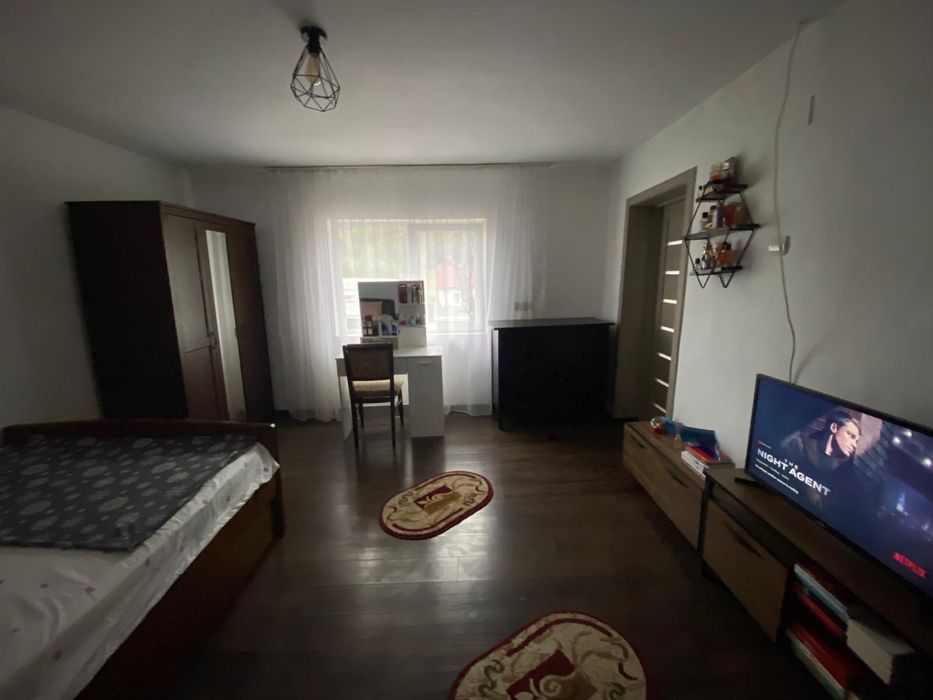 CASA DE VANZARE P+1 în Bogdanesti, jud. Bacau, pe Strada Principală.