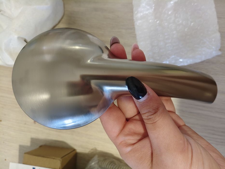 Продаётся смеситель с душем