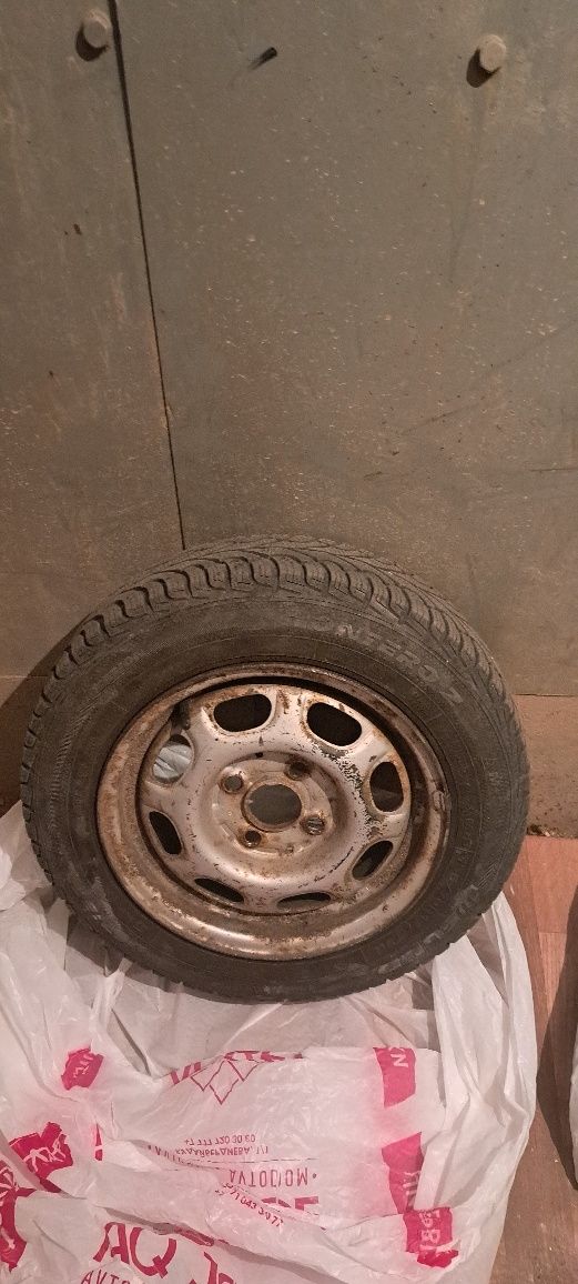 Диски с резиной 4×100
