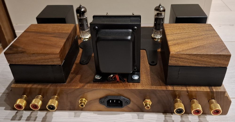 Amplificator lampi SE 6p14p (iesire boxe + casti)