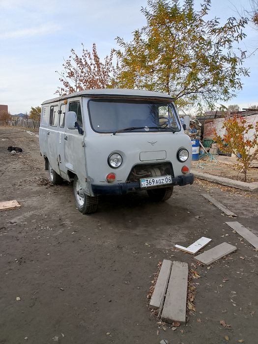 УАЗ таблетка цвет белый ночь