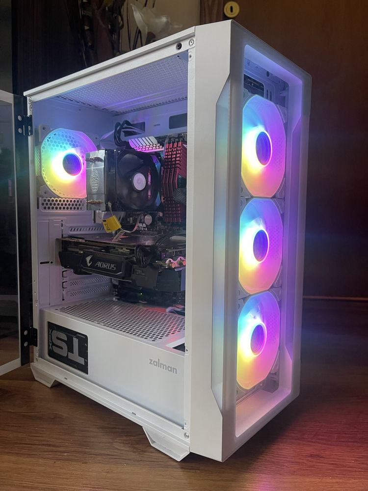 Геймърски компютър/ I7 6700K/32GB/GTX 1080 TI 11GB/512GB SSD/1TB HDD