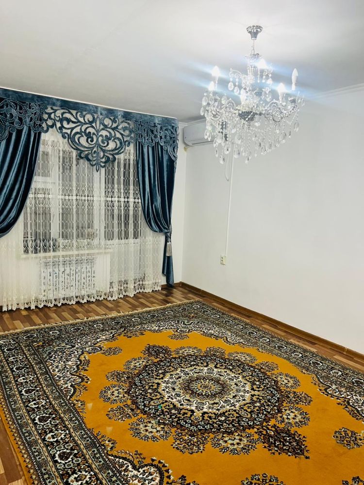 Продается трехкомнатная квартира в мкр Астана 2