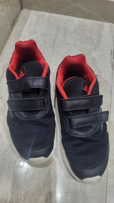 Маратонки Adidas 36 2/3 25лв