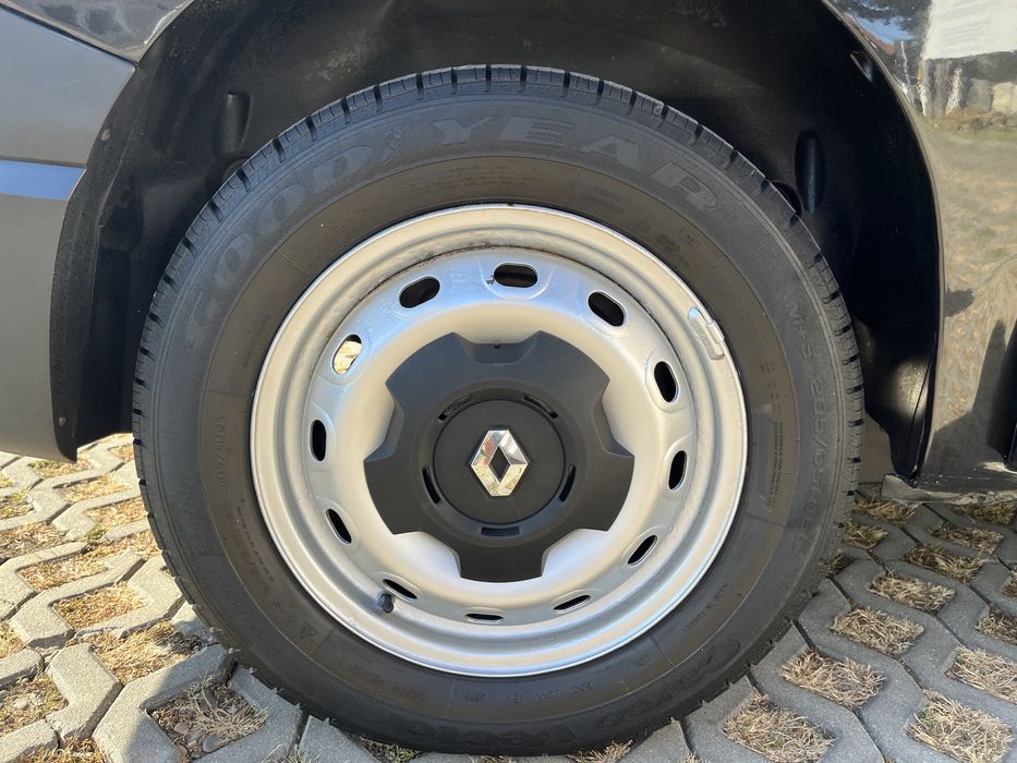 Renault Trafic 1.6 DCI 2015 nerulat in tara