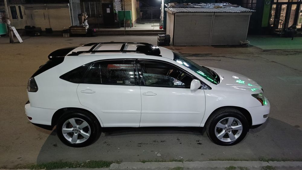 Продам машину лексус рх 330