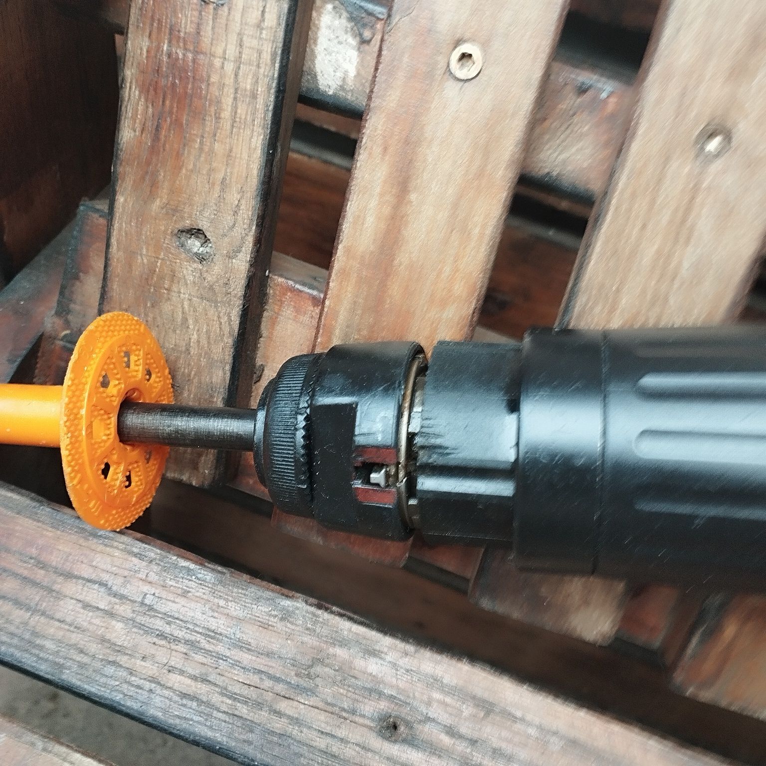Пистолет за директен монтаж на изолация Hilti DX 5