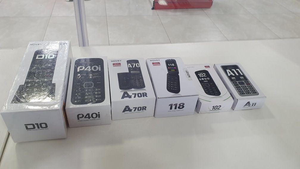 Yangi telefonlar. 1 yil rasmiy kafolatga ega