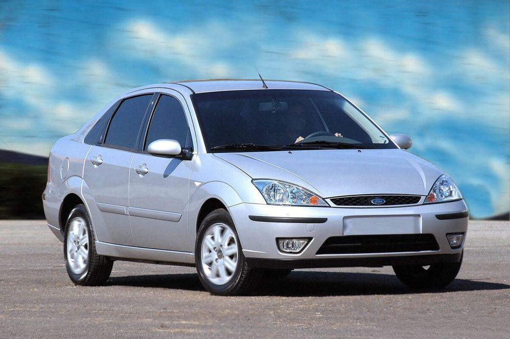 Крышка багажника Форд фокус крышка багажника Ford focus