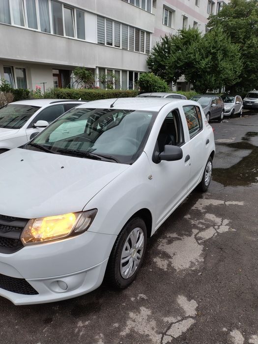 Vând Dacia Sandero