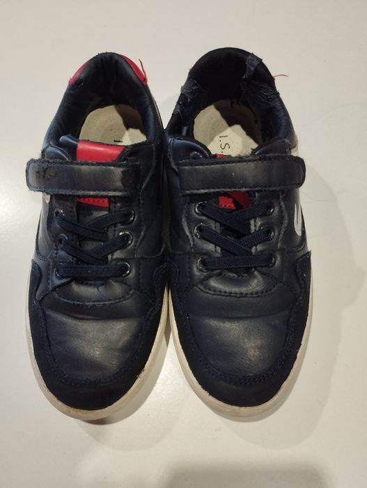 Продам кроссовки р 30