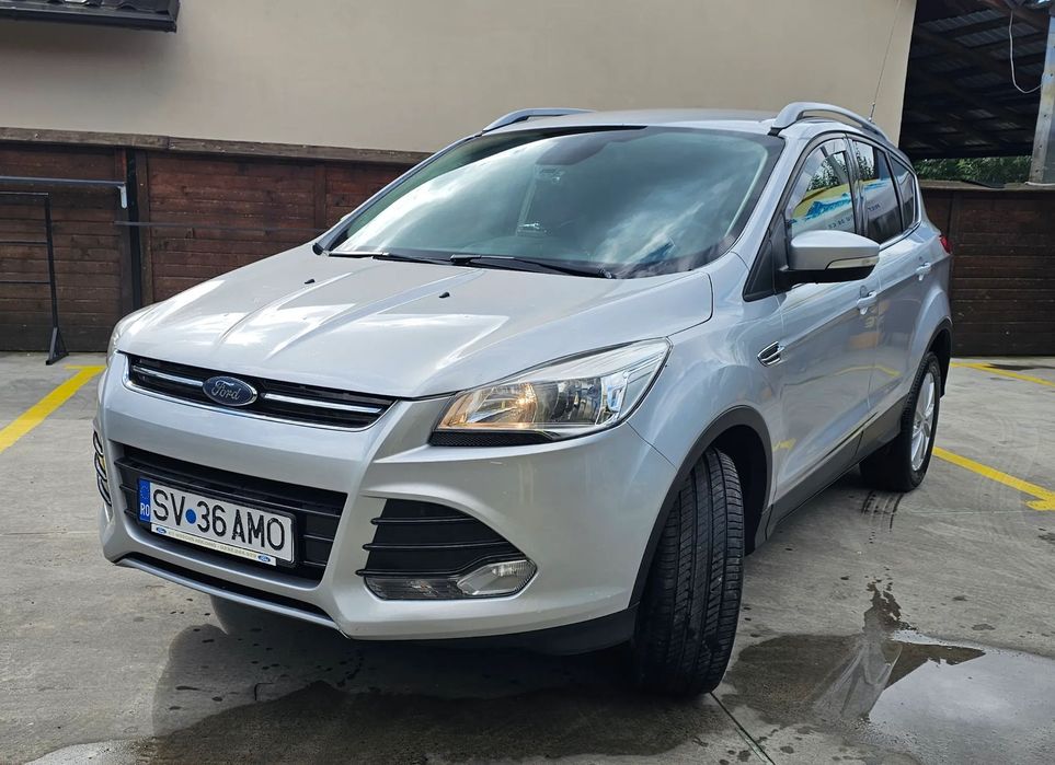 Ford Kuga Vând Ford Kuga,4x4 ,  motor 2.0 TDCi, 163 CP Euro 6