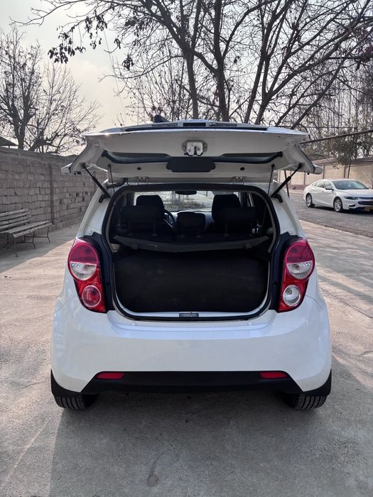 Spark 2 pazitsiya 2015 yil