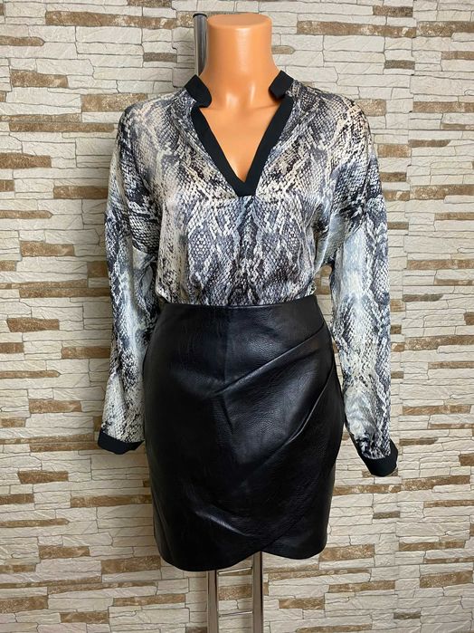 Fusta imitatie piele petrecuta Stradivarius MARIMI: XXS, XS