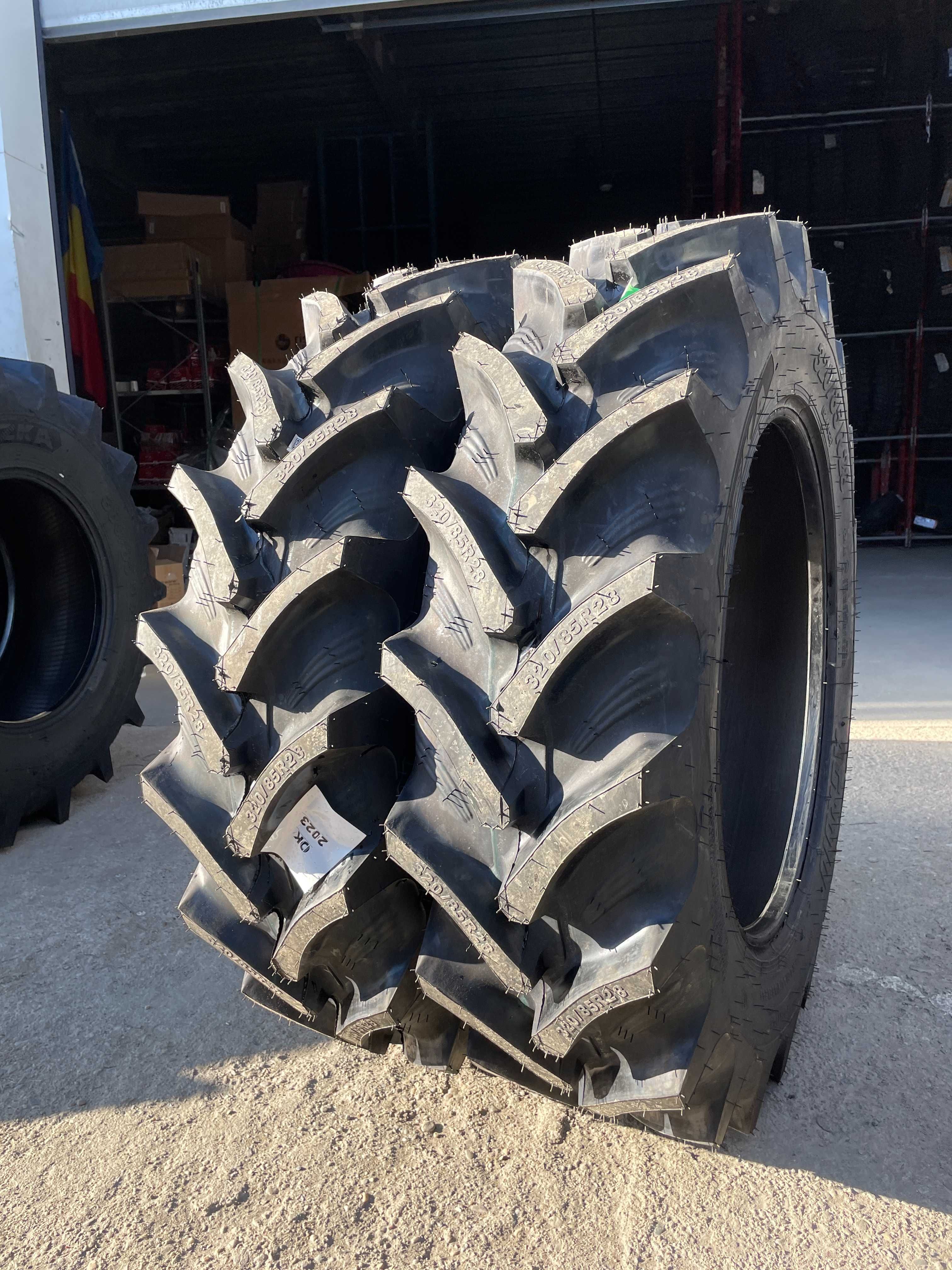 Anvelope noi radiale 320/85R28 pentru tractor fata cu livrare rapida