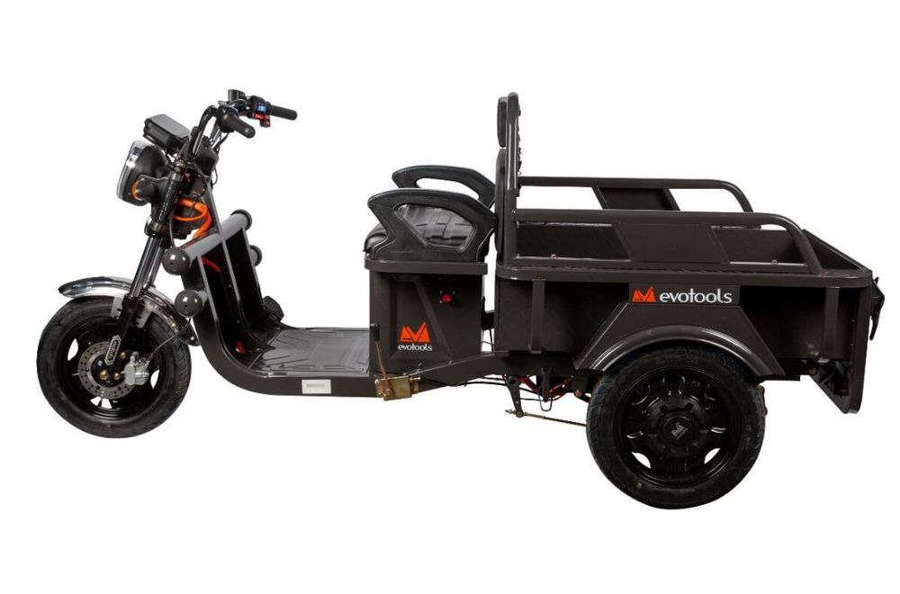 Vând triciclu electric nou evootools