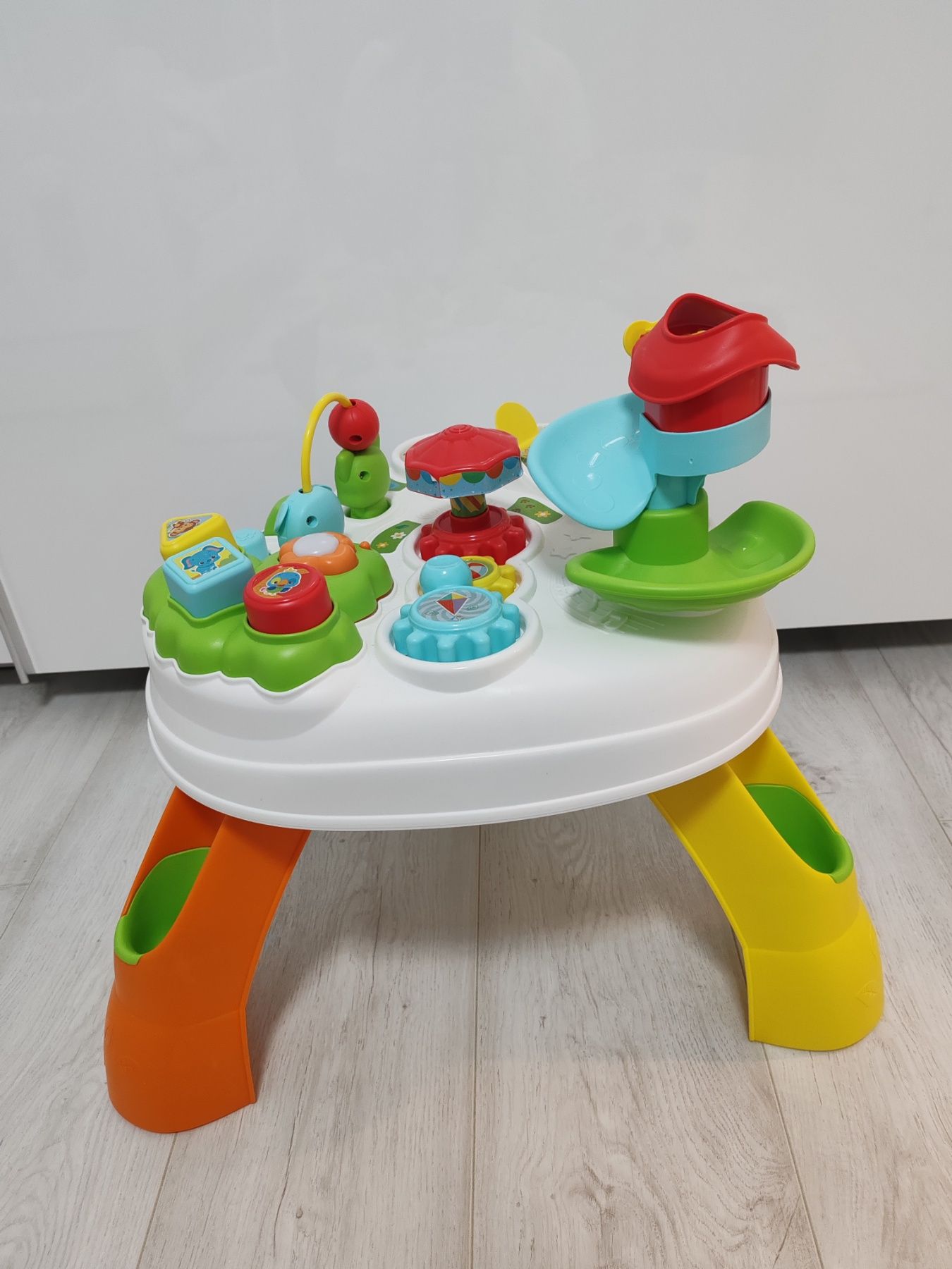 Детска и терактивна маса за игра Baby Clementioni