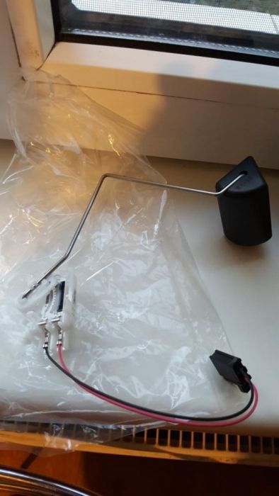 Vand sonda litrometrica suzuki grand vitara pentru carburant
