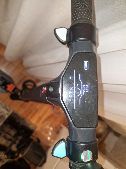 Trotineta Electrică 30km/h Kugoo Kirin S1 Pro 36V 8Ah Escooter