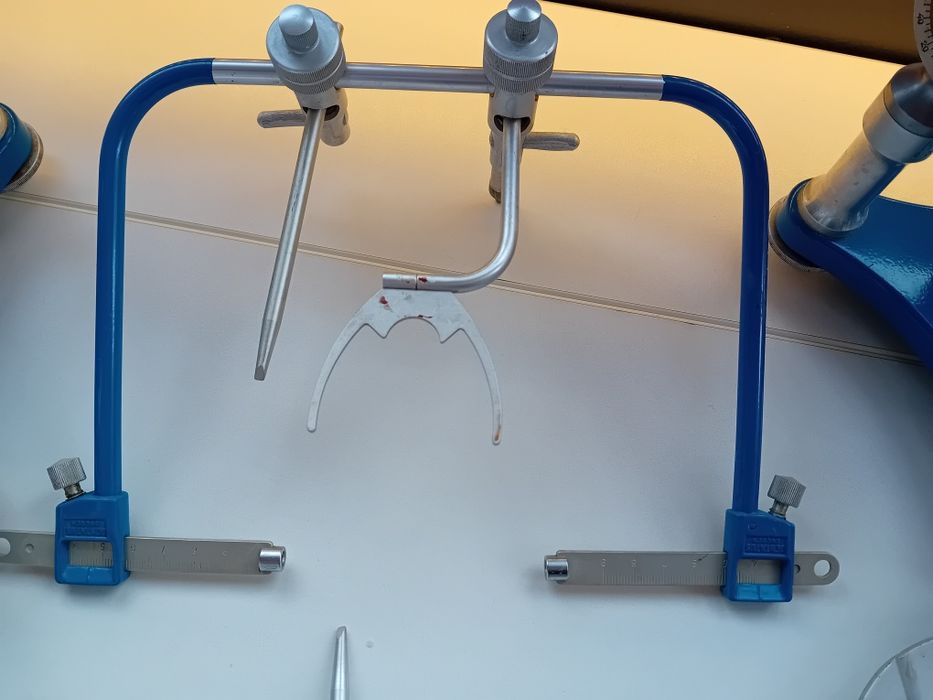 Articulator dentar arc facial Dentatus