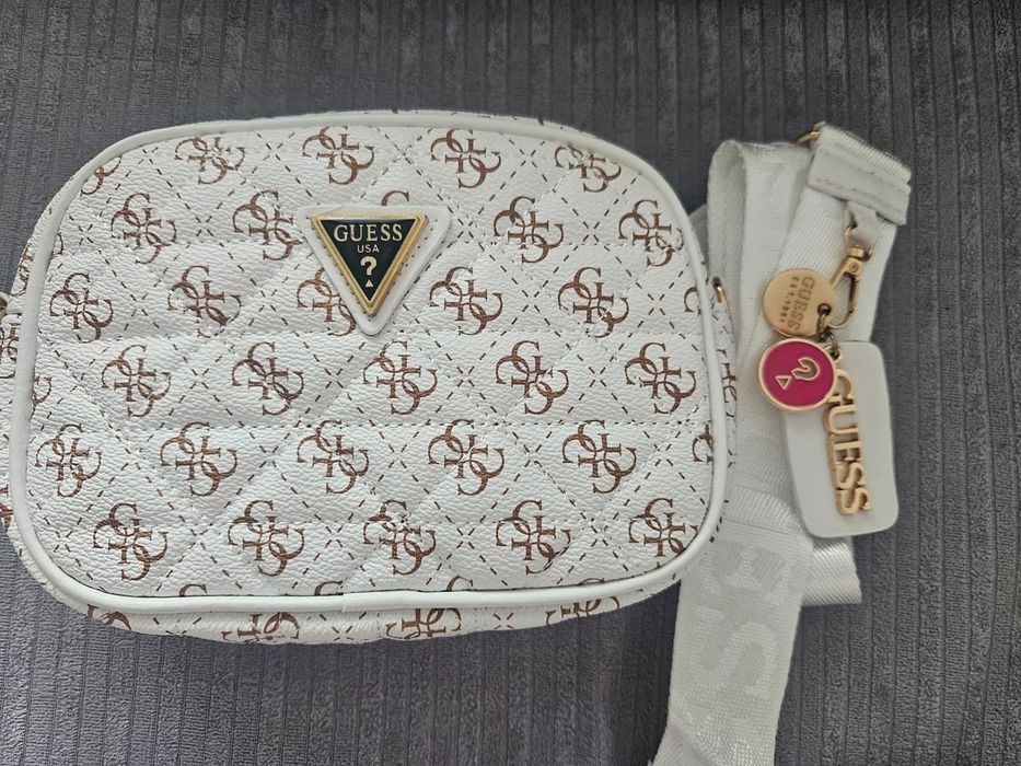 ДАМСКИ кожени чанти Guess,Louis Vuitton i CK
