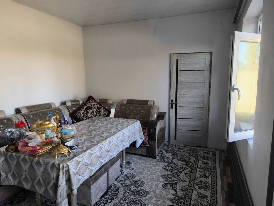 Yangi qurilgan xovli sotiladi