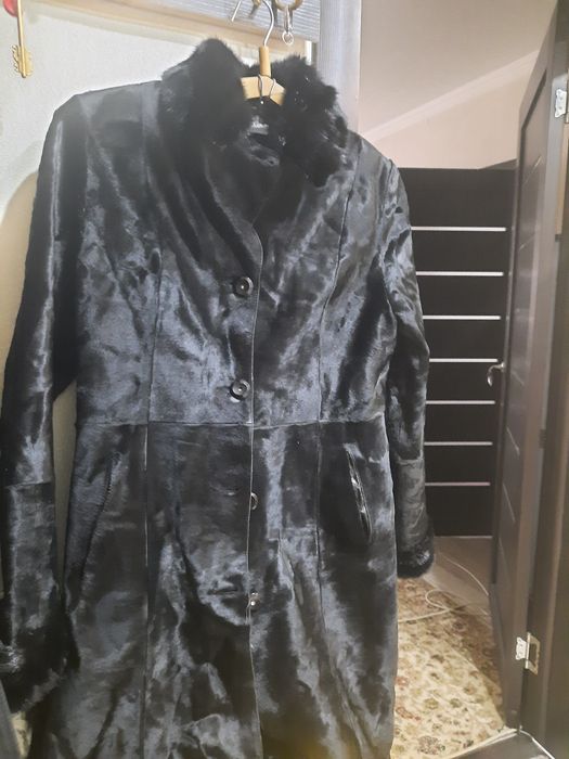 Шуба   из  телятина  меха.центр