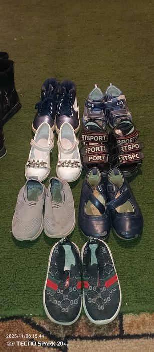 Продам обувь детскую