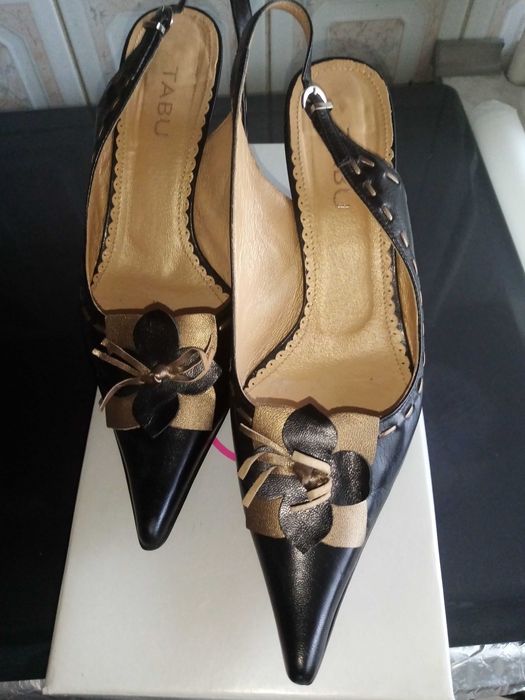 Pantofi damă eleganți