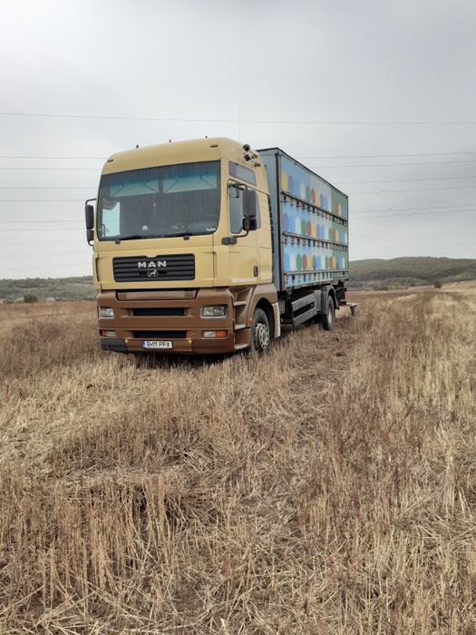 Vând 2 containere BDF