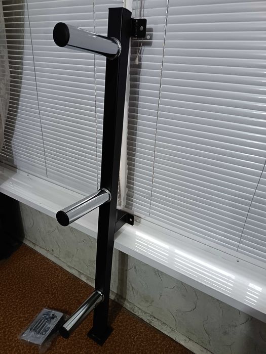 Продавам стойка за тежести ф30 +ф50